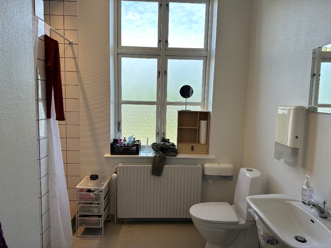 Fælles bad på Skovskolen Djursland bygning 5